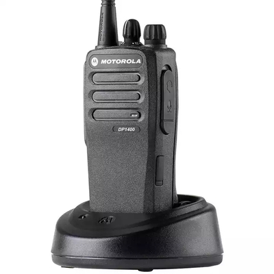 ซื้อ 45dB 12.5kHz / 70dB 20/25kHz การเลือกช่องสัญญาณข้างเคียง Motorola DMR Radio การผลิตออนไลน์