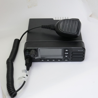 ซื้อ โมโตโรล่า DGM8500 เครื่องวิทยุรถยนต์ 45W 25km Range VHF UHF การผลิตออนไลน์
