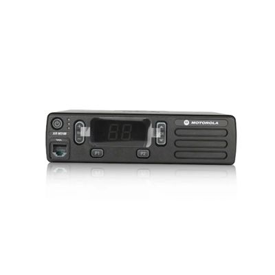 ซื้อ Motorola DM1400 XIR VHF/UHF Two-Way Radio 5W Output Power การผลิตออนไลน์