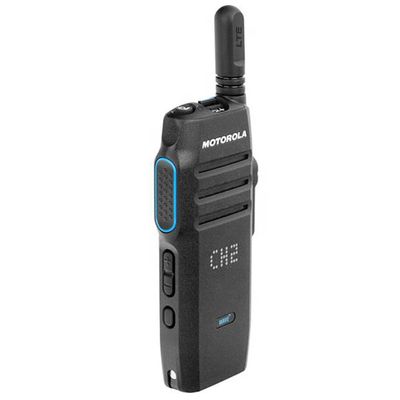 โมโตโรล่า TLK 100 Two Way Radio 18 ชั่วโมง ระยะเวลาใช้งานแบตเตอรี่ โมโตโรล่า Two Way Radio พร้อมฟังก์ชันเจาะเข้าไปอย่างแข็งแกร่งและภาษาอังกฤษ