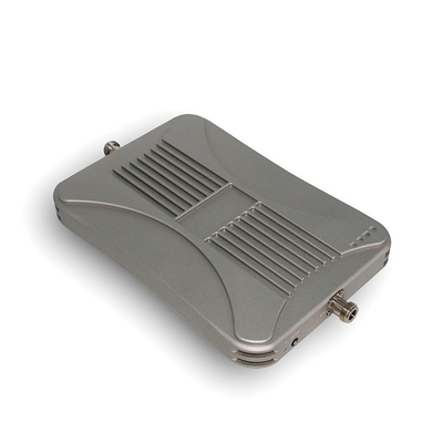 สัญญาณ 4g ด้วย ALC Active 20dB 4g ซีนัลรีเพียเตอร์ ≤2dB การออกเสียงลวง 1GHz-12.75GHz ≤-30 DBm การขยายสัญญาณ