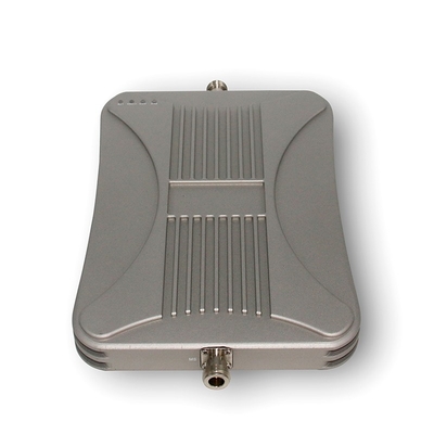 อุปกรณ์เสริมรีเพียเตอร์ แอนเทนน่าและฟีเดอร์สําหรับช่วงความถี่แบนด์ 13 Uplink 776-787 MHz และความช้าเวลา ≤0.5 Μs